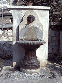f2.gif (55563 byte)